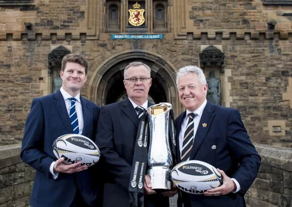The SRUs Dominic McKay, left, joined PRO12 Rugby tournament director David Jordan and SRU board member Edward A Crozier, right, at Edinburgh Castle to unveil BT Murrayfield as the venue for the 2016 Guinness PRO12 Final