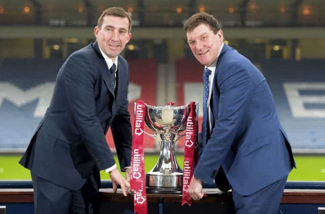 Hibs head coach Alan Stubbs and St Johnstone counterpart Tommy Wright go head to head