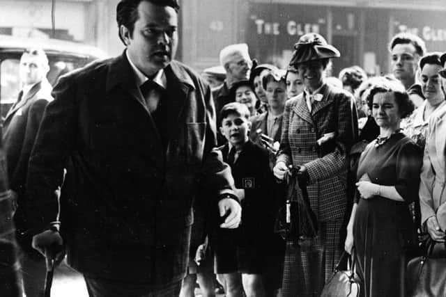 Actor and director Orson Welles arrives at the Cameo Cinema during the 1953 Edinburgh Film Festival