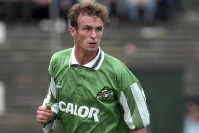 Michael O'Neill in action for Hibs in 1994