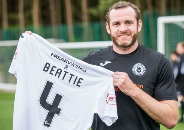 Craig 
Beattie will wear No.4 
for his new club, just as 
he did at Tynecastle. Pic: Ian Georgeson