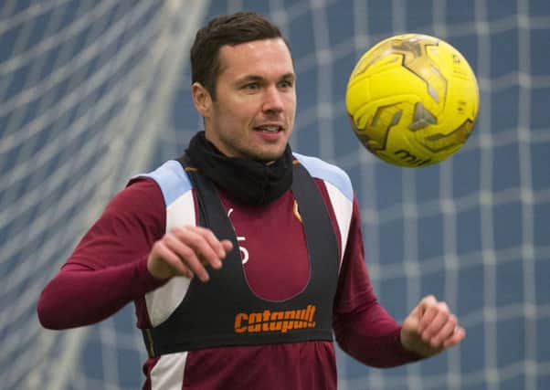 Don Cowie doesn't feel there is any kind of crisis at Tynecastle and victory today would help dispel any doubts about the squad