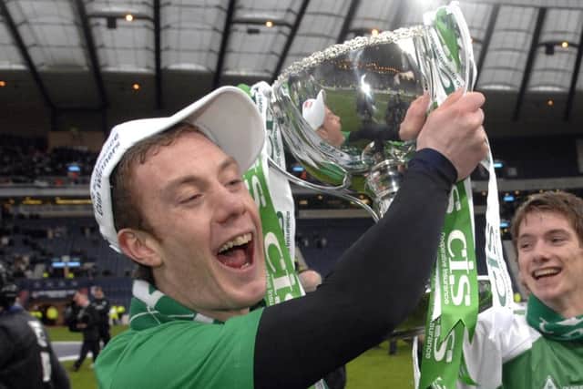 Andy McNeil was Hibs' goalkeeper when they won the CIS Cup in 2007