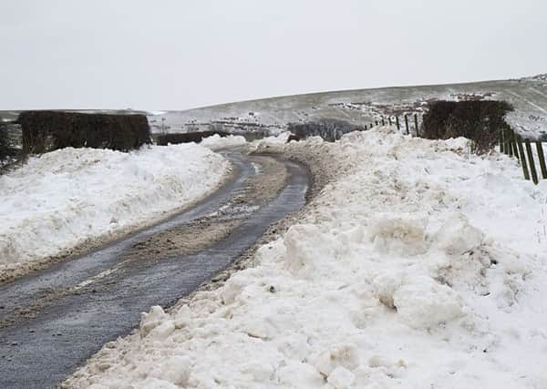 Edinburgh University students have established why snow has a distinctive feeling.