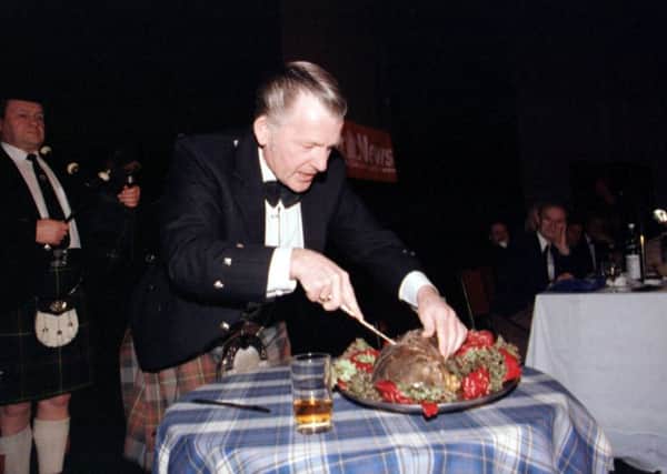 Bobby Clark reads an Ode to the "Chieftain of the Puddin' race" before stabbing it in honour of Rabbie Burn
