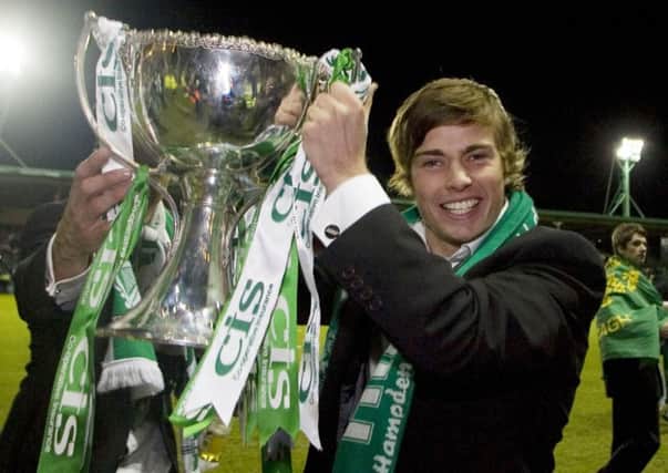 Lewis Stevenson with the trophy at Easter Road