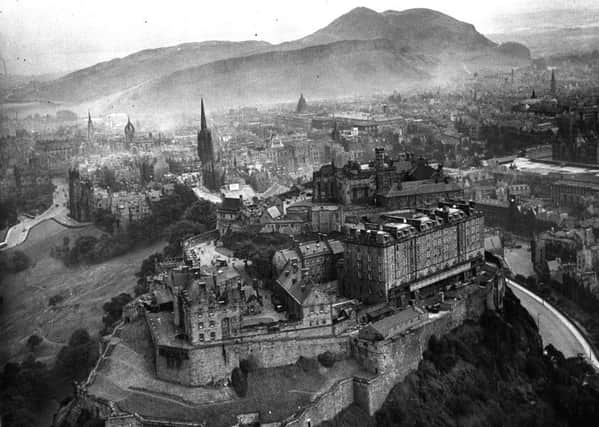 Smog in central Edinburgh in August 1952. Picture: TSPL