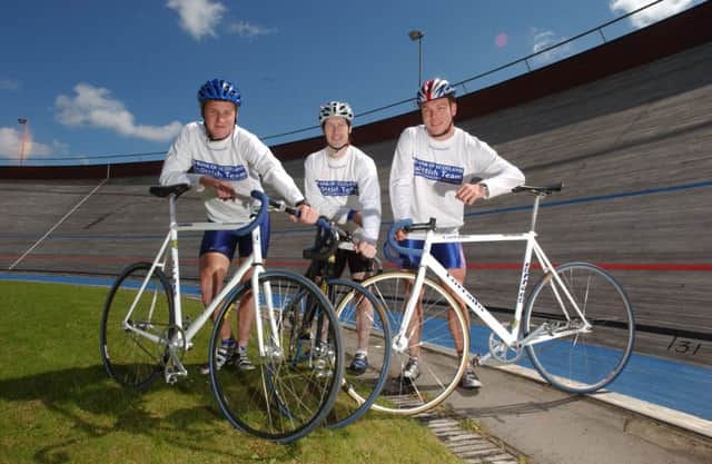 Chris Hoy with mArco Librizzi and Richard Chapman at Meadowbank.