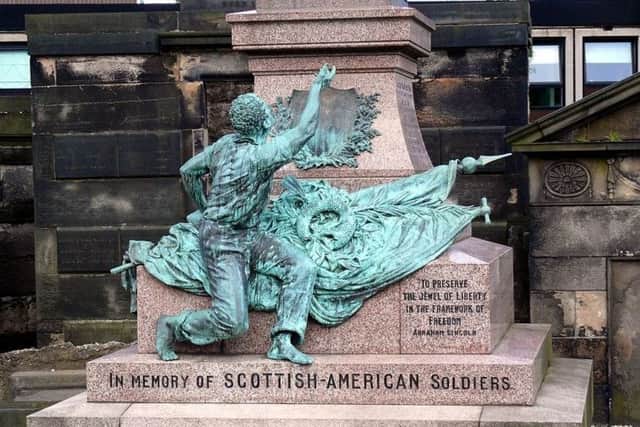 Six sons of Edinburgh signed up to fight on Lincolns behalf for the abolition of slavery;
their names are inscribed on the memorial, which depicts a black slave being released from shackles,
giving thanks to Lincoln.
