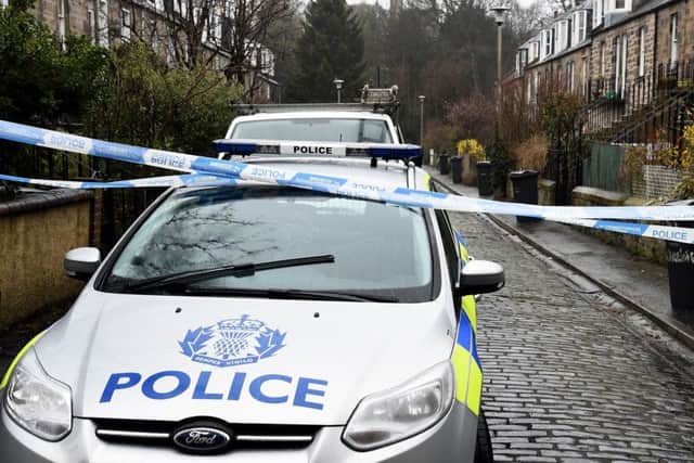 A body of a male was discovered this morning in the Water of Leith. Emergency services attend the scene and recover the body