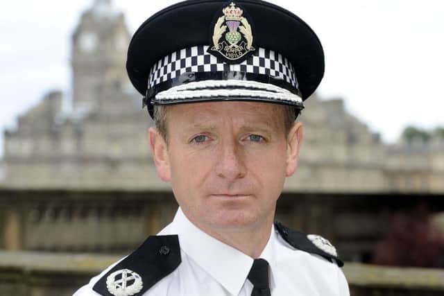 Former
Lothian and Borders Police assistant chief constable Iain Livingstone is now the frontrunner for the top police job in Scotland