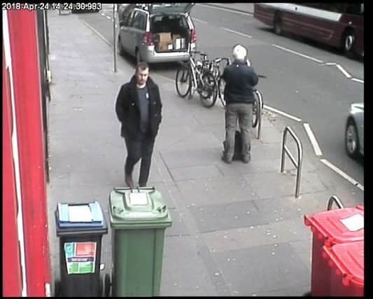 Police in Edinburgh have released images of a man after an attempted robbery in the city centre.