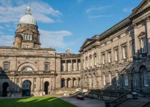 Edinburgh University student union will hand out gender badges during Freshers.