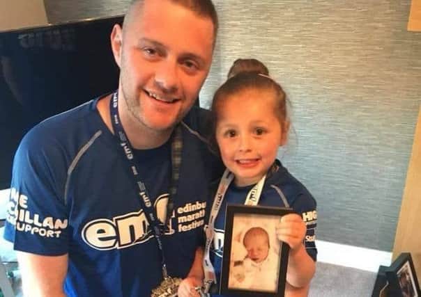 Fraser Baxter is to take part in a 'Dad Run' in memory of his baby daughter.