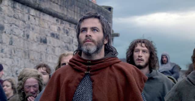 Chris Pine as Robert the Bruce in 'Outlaw King'