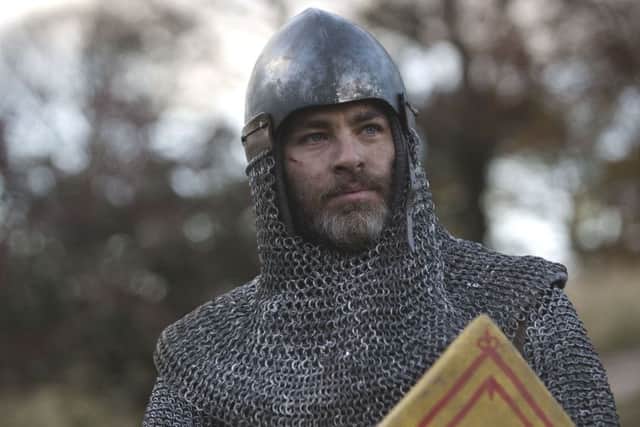 Chris Pine as Robert the Bruce in 'Outlaw King'.