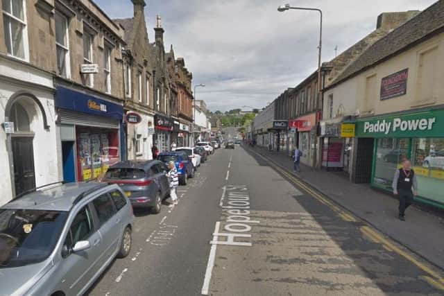 The armed thug threatened a staff member of a bookmakers in Hopetoun Street on Friday. Picture: Google Maps