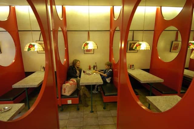 While Brattisani's are best remembered for their excellent fish and chips, their Newington branch is perhaps best recalled from a visual perspective for these distinctive red booths.