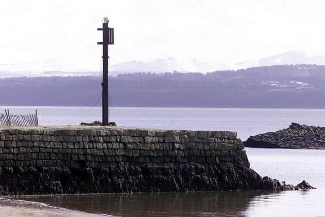 Beaches at Limekiln and Charlestown in Fife have been closed after a suspected oil spill.
Picture: Neil Hope/Newsflash