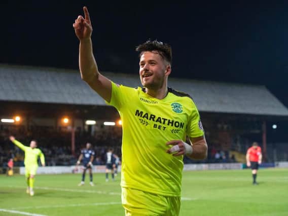 Marc McNulty took his tally to four goals in three starts for Hibs.