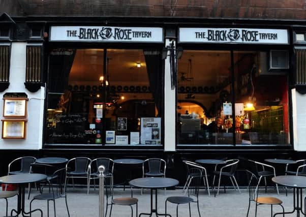 Pic Lisa Ferguson - The Black Rose Tavern, Rose Street, Edinburgh