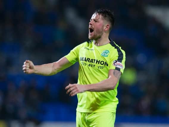 Marc McNulty has now scored six goals in his last four appearances for Hibs. Pic: SNS