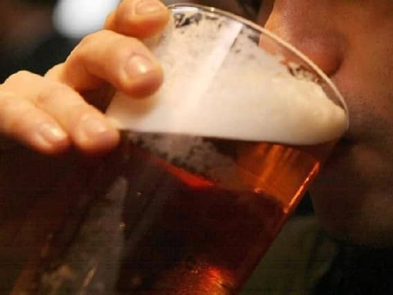 Moderate alcohol consumption does not protect against stroke