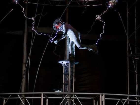 David Blaine, renowned magician, illusionist and stunt artist, will head to the Edinburgh Playhouse on 5 June to open his UK tour.