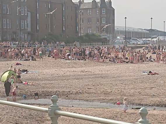 Beachgoers reported youths fighting