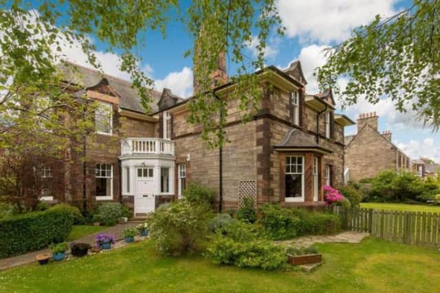 Enjoying views to the Pentland Hills, this spacious family home sits in a highly regarded residential area of Wester Coates and has many period features throughout, as well as attractive elevated gardens. Price: 1,450,000 GBP