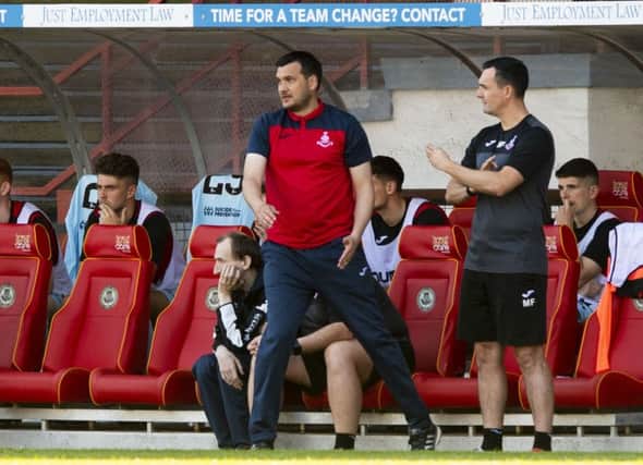 Airdrieonian manager Ian Murray instructs from sidelines